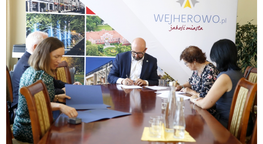 Miasto Wejherowo wspiera remont kolejnej zabytkowej kamienicy 