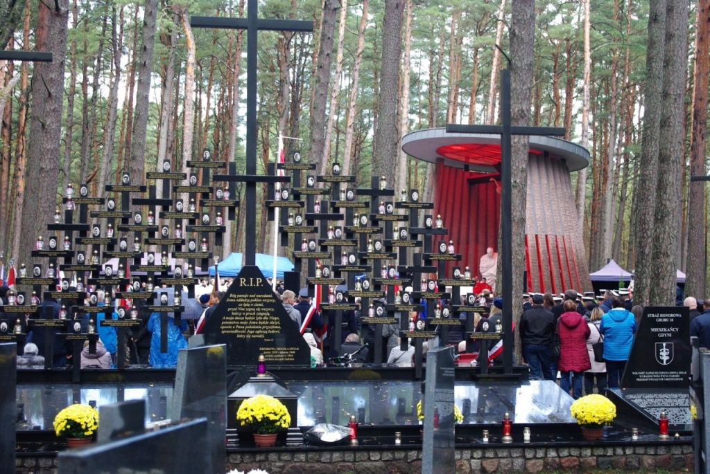 Uroczystość patriotyczna w Piaśnicy