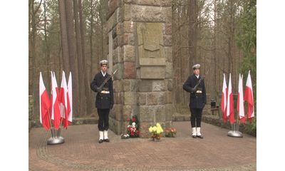 Hołd ofiarom piaśnickiej kaźni