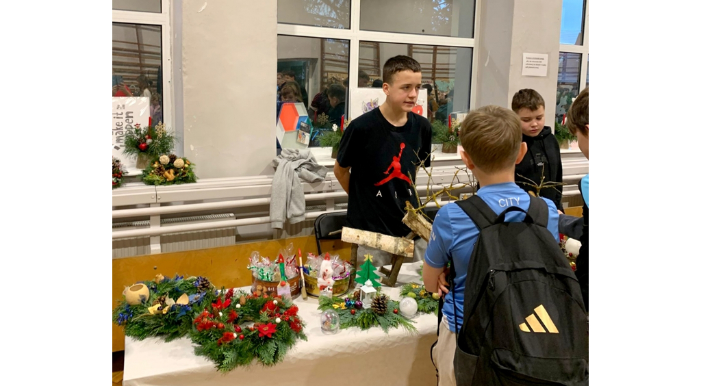 Kiermasz Bożonarodzeniowy  w Zespole Szkolno-Przedszkolnym nr 2 