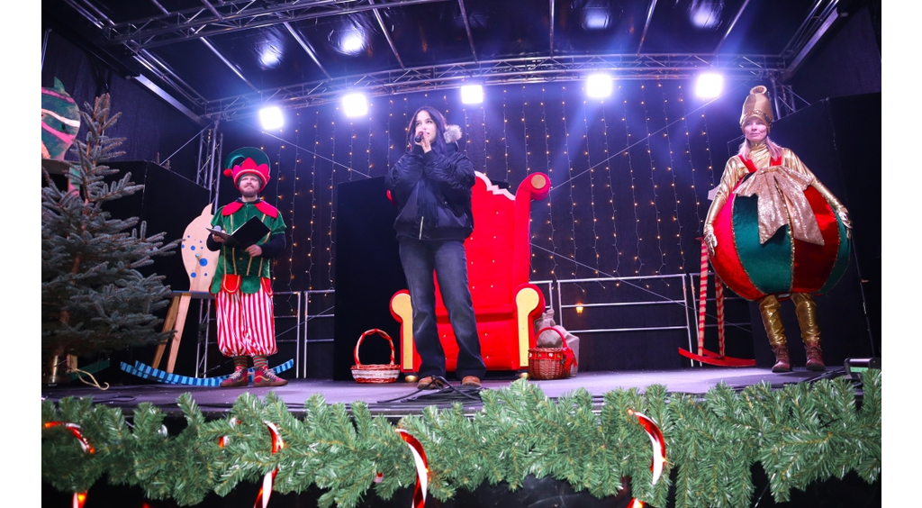 Artystycznie na Jarmarku Bożonarodzeniowym  