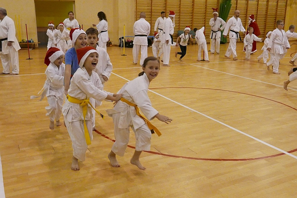 Trening karate shotokan z Mikołajem