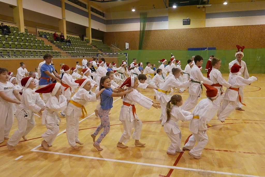 Trening karate shotokan z Mikołajem