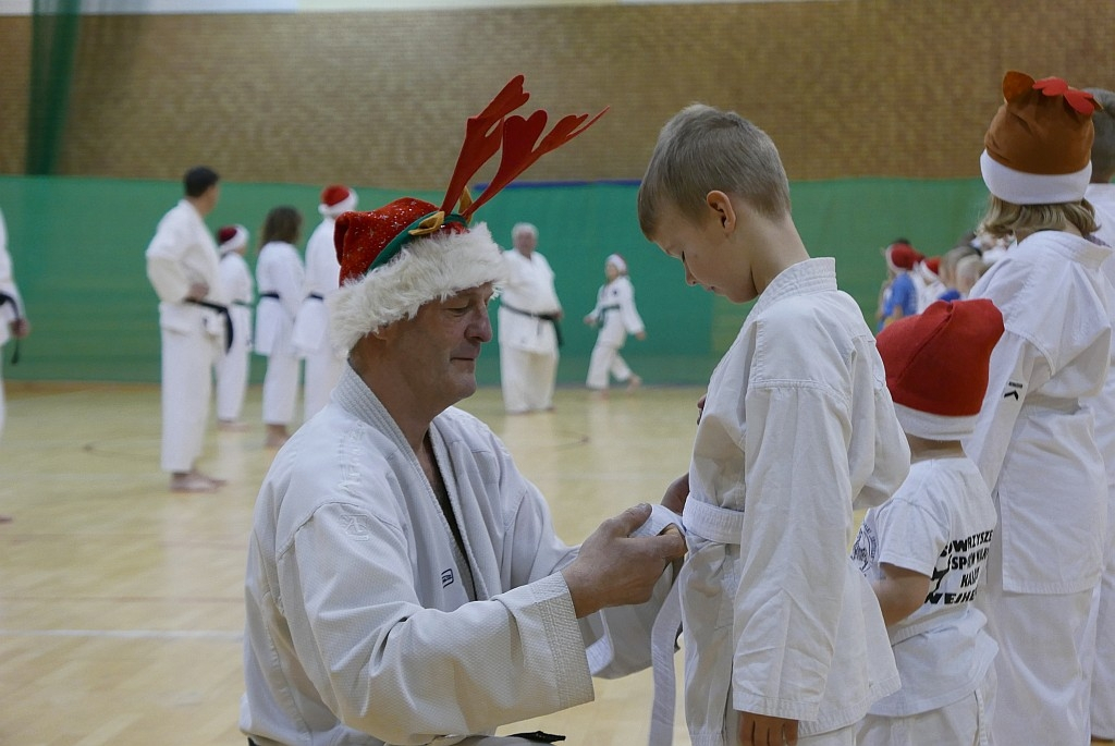 Trening karate shotokan z Mikołajem