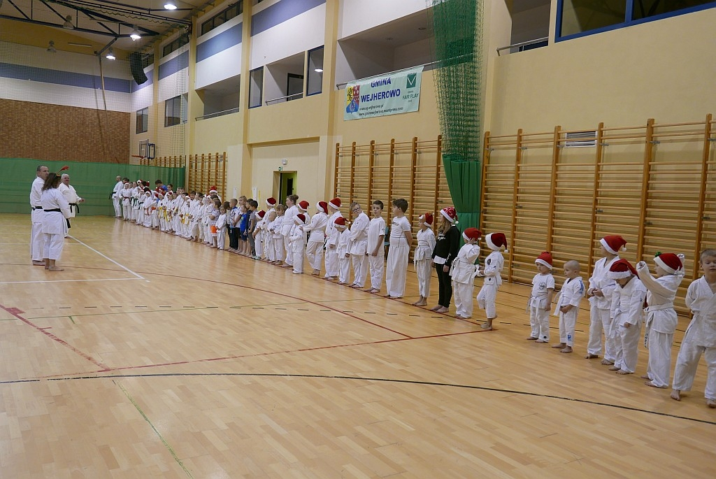 Trening karate shotokan z Mikołajem