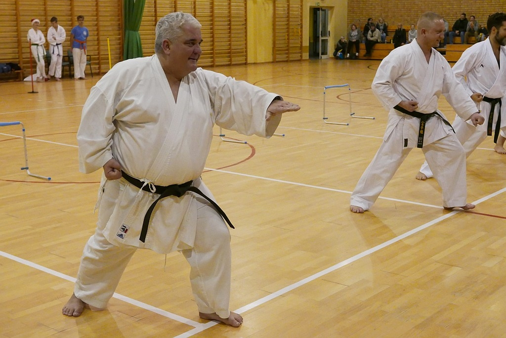 Trening karate shotokan z Mikołajem