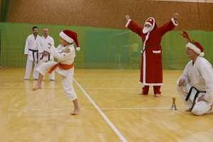 Trening karate shotokan z Mikołajem