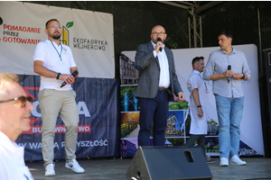 Pomaganie przez Gotowanie 2025