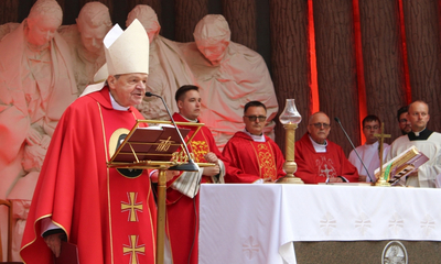 Doroczna uroczystość przy Kaplicy Piaśnickiej