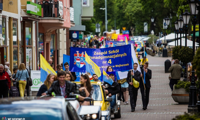 Parada uczniów Zespołu Szkół Ponadgimnazjalnych nr 4  im. Jakuba Wejhera - 29.05.2015