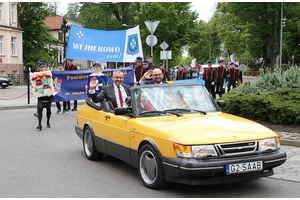 Parada młodzieży z Samochodówki z okazji Święta Miasta