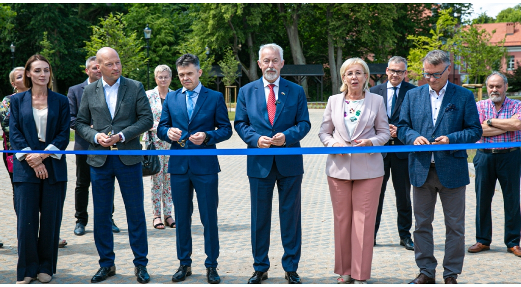 Nowy parking i przebudowane ulice przy wejherowskim parku 