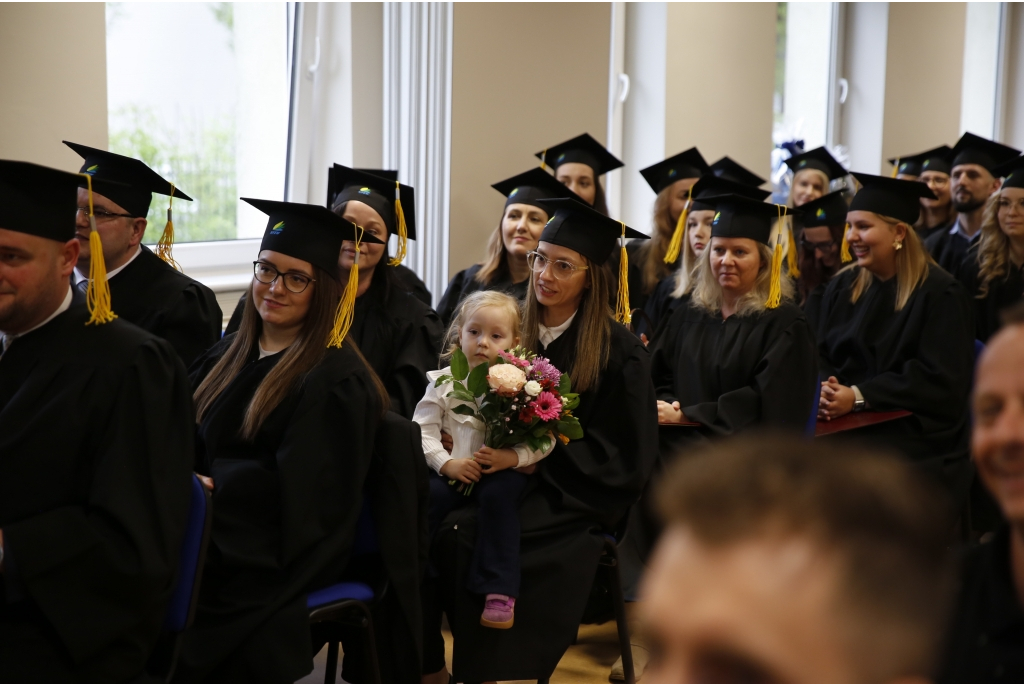 Uroczyste zakończenie studiów magisterskich na kierunku socjologia w KPSW