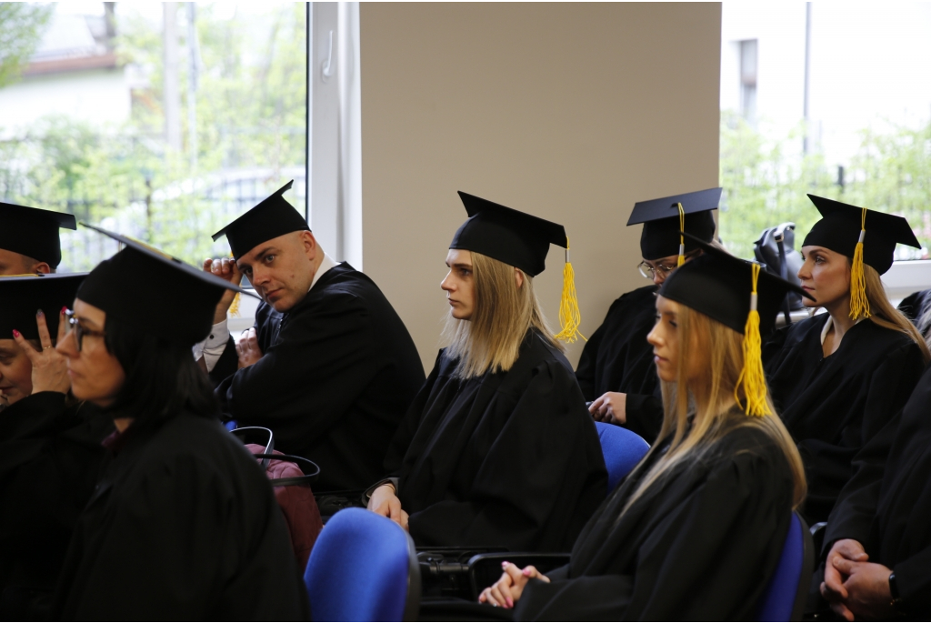 Uroczyste zakończenie studiów magisterskich na kierunku socjologia w KPSW