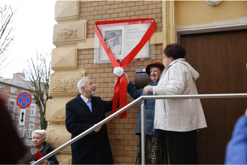 Odsłonięto tablicę pamiątkową poświęconą Bogusławie Zubrzyckiej