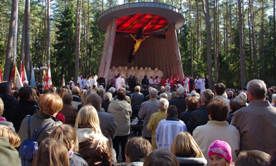 Poświęcenie kaplicy-pomnika w Piaśnicy - 03.10.2010