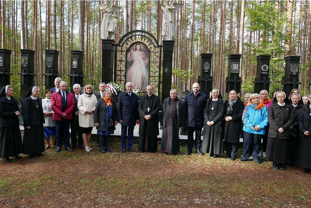 Upamięnienie ofiar zbrodni piaśnickiej