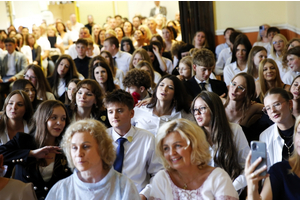 pożegnanie absolwentów w SP9