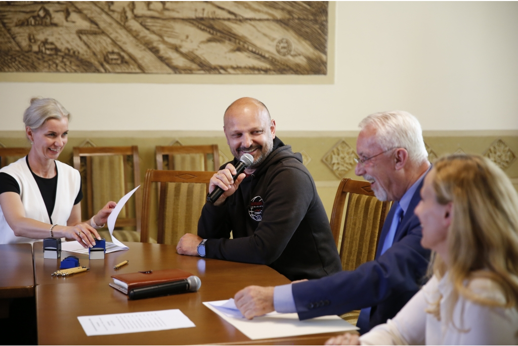 Akcja Lato 2025 - umowy