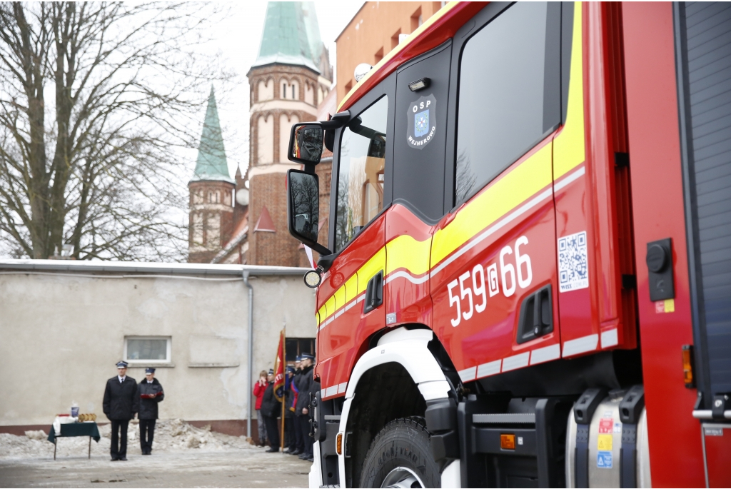Przekazanie wozu OSP Wejherowo