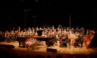 Koncert na 100-lecie fot. Rzemieślnik Światła - Fotografia