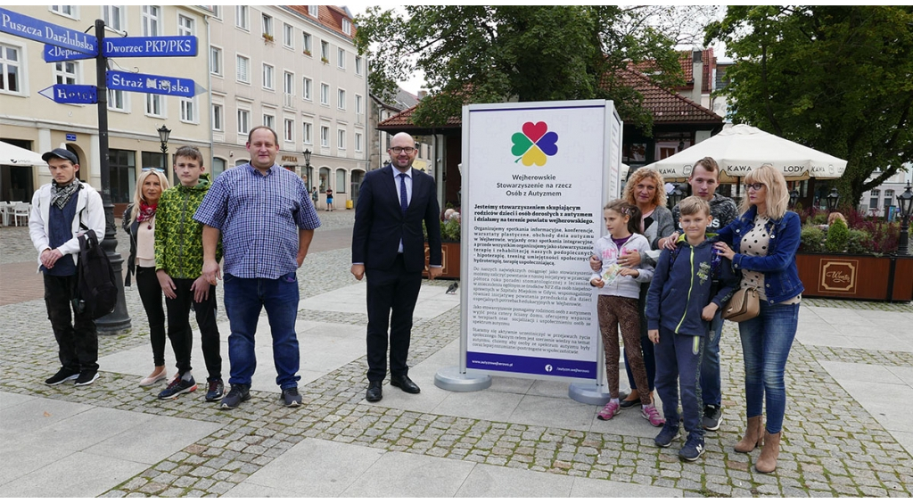 Informacje o autyzmie na wejherowskim rynku 