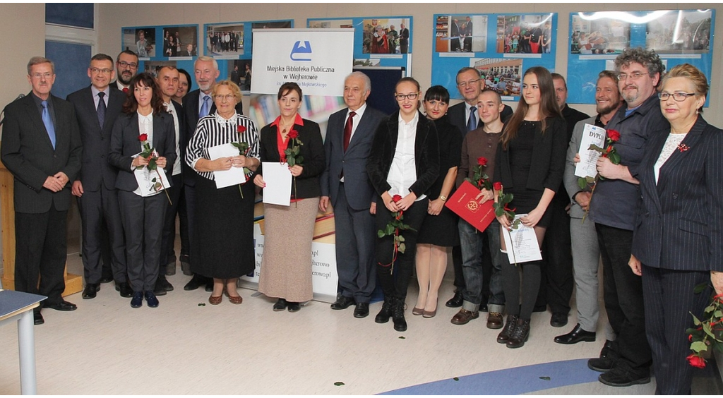 Poznaliśmy nowe logo biblioteki i laureatów konkursu literackiego 