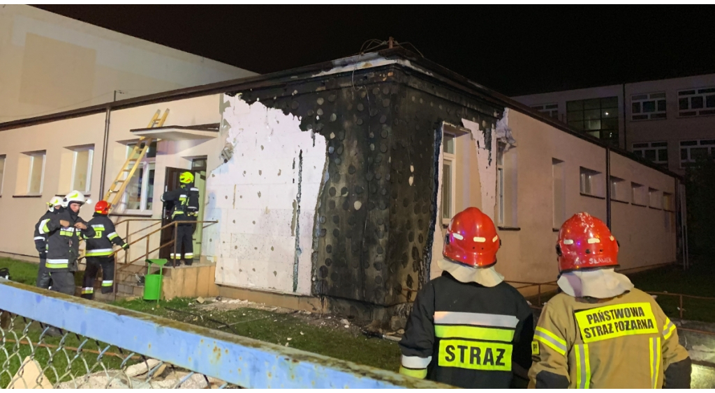 Podpalenie budynku Szkoły Podstawowej nr 11 w Wejherowie