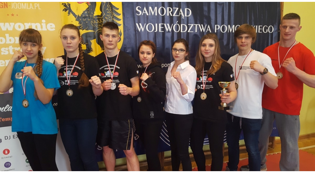 Znakomity występ kickboxerów w mistrzostwach województwa