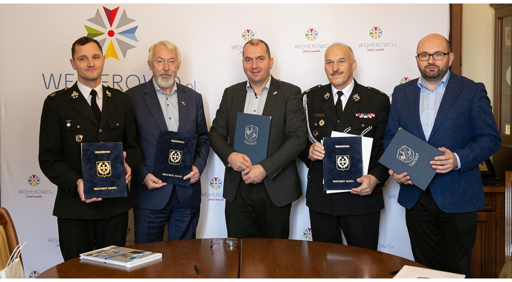 Dzięki umowie miasta z Gminą Szemud strażacy OSP Wejherowo będą mogli ćwiczyć w Koleczkowie 