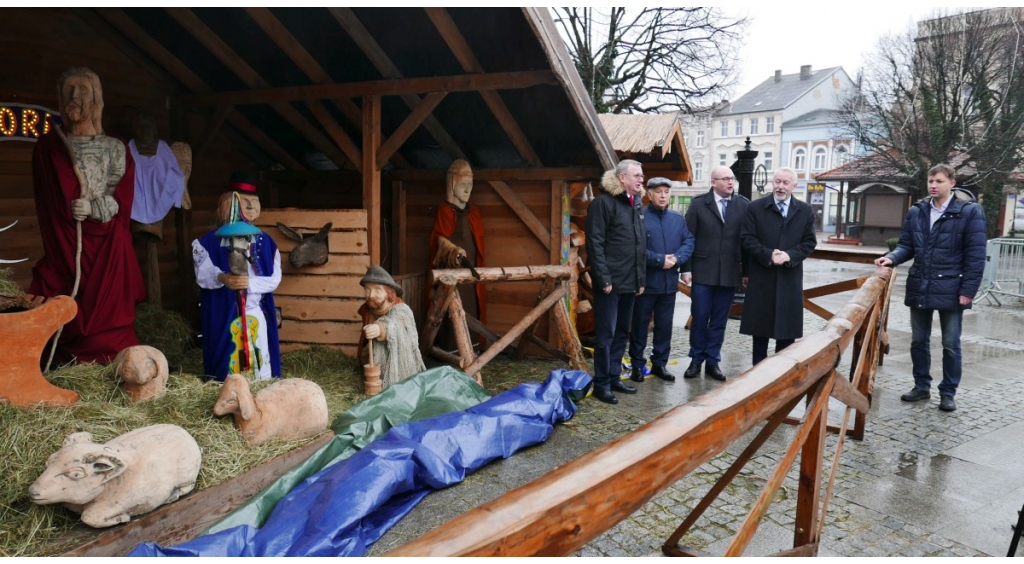 Otwarcie Szopki Betlejemskiej na wejherowskim rynku