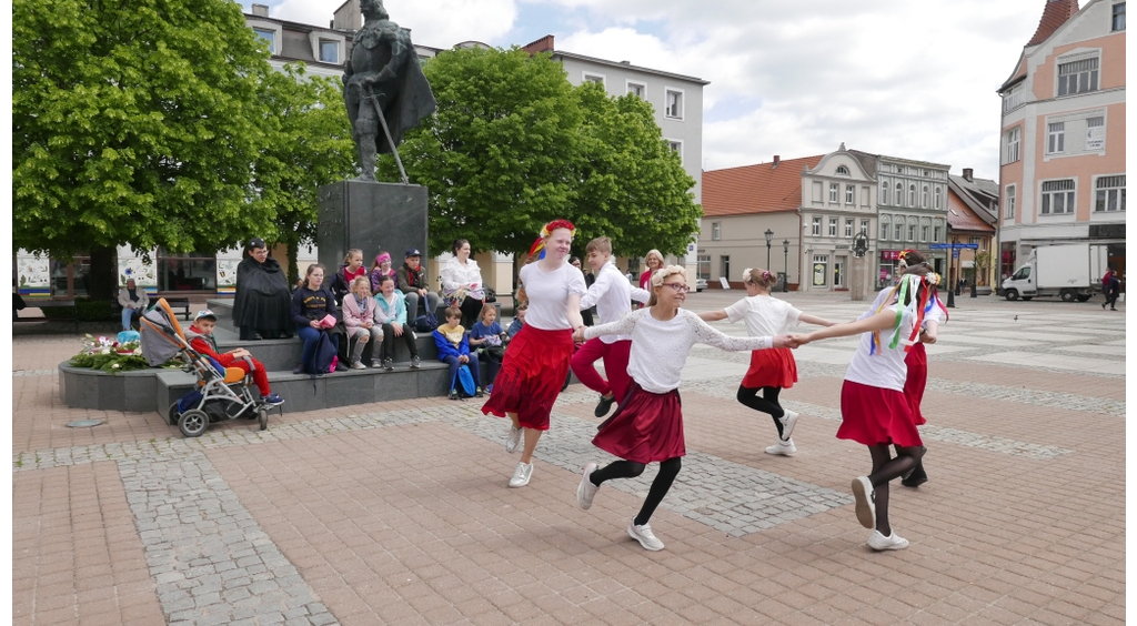 Uczniowie „ósemki” integrowali się podczas Rajdu 