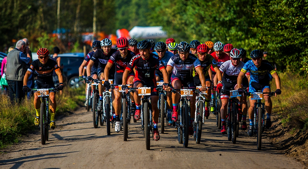 W Garmin MTB w Wejherowie zwyciężyli Rita Malinkiewicz i Łukasz Derheld  