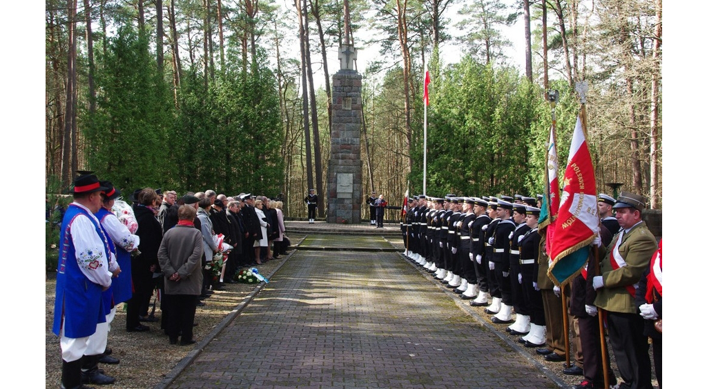 Hołd ofiarom zbrodni piaśnickiej