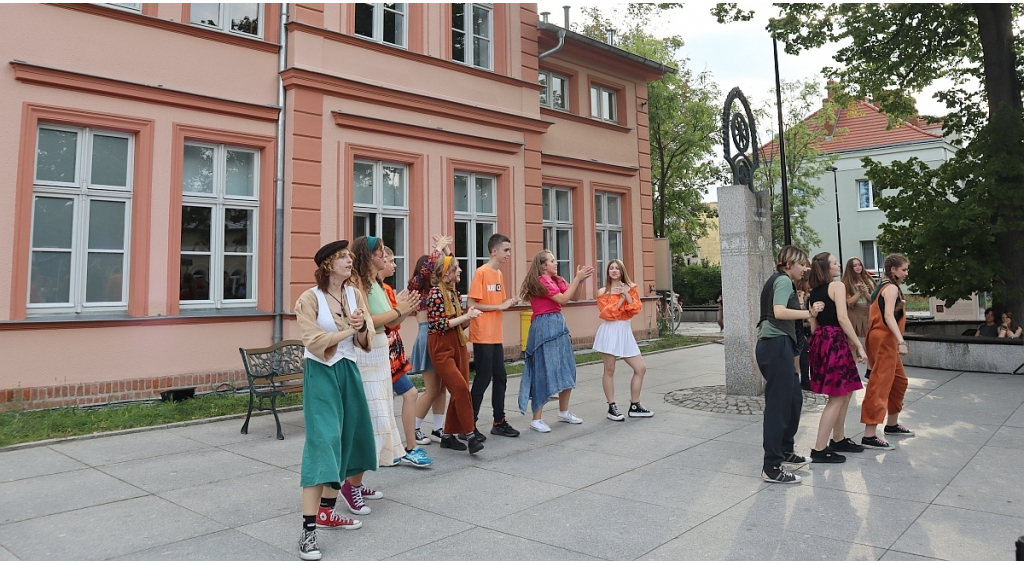 Musical “Plotka” w wykonaniu młodzieży 