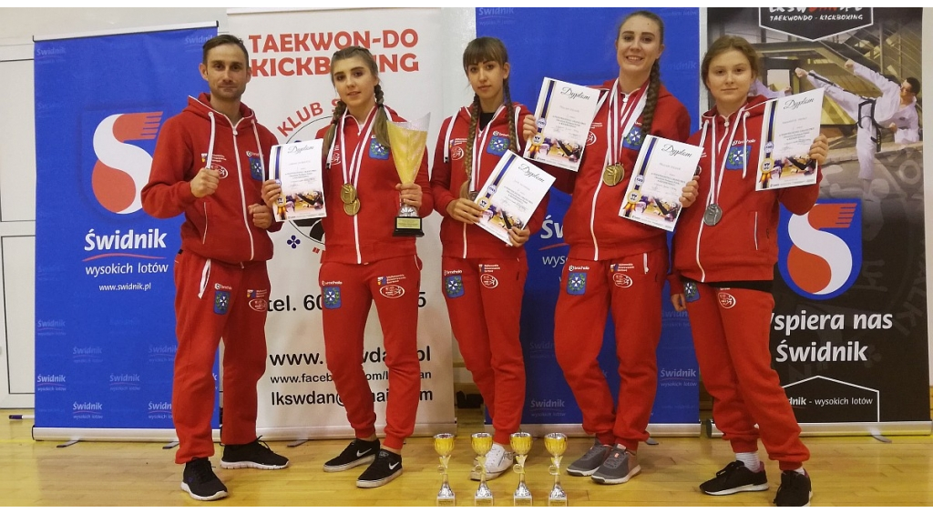 Kickboxerki WTS zwyciężyły w Pucharze Polski