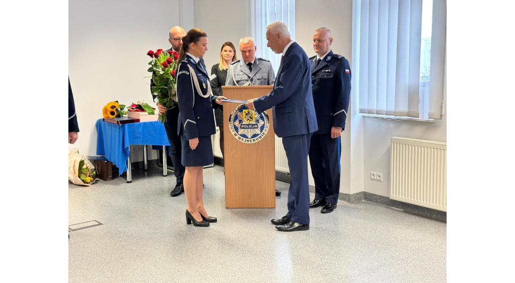 Uroczyste zdanie stanowiska przez Komendanta Powiatowego Policji w Wejherowie przez insp. Annę Kos