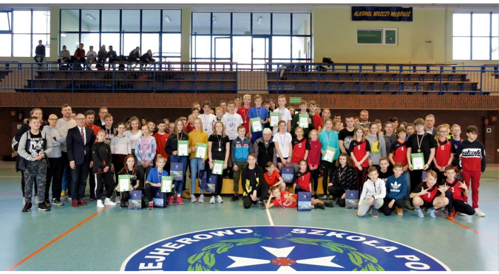 Młodzi lekkoatleci rywalizowali w powiatowych zawodach