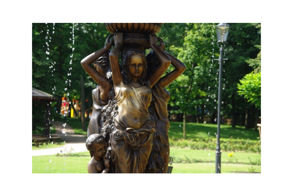 Nowa fontanna w Parku Miejskim w Wejherowie - 12.07.2012