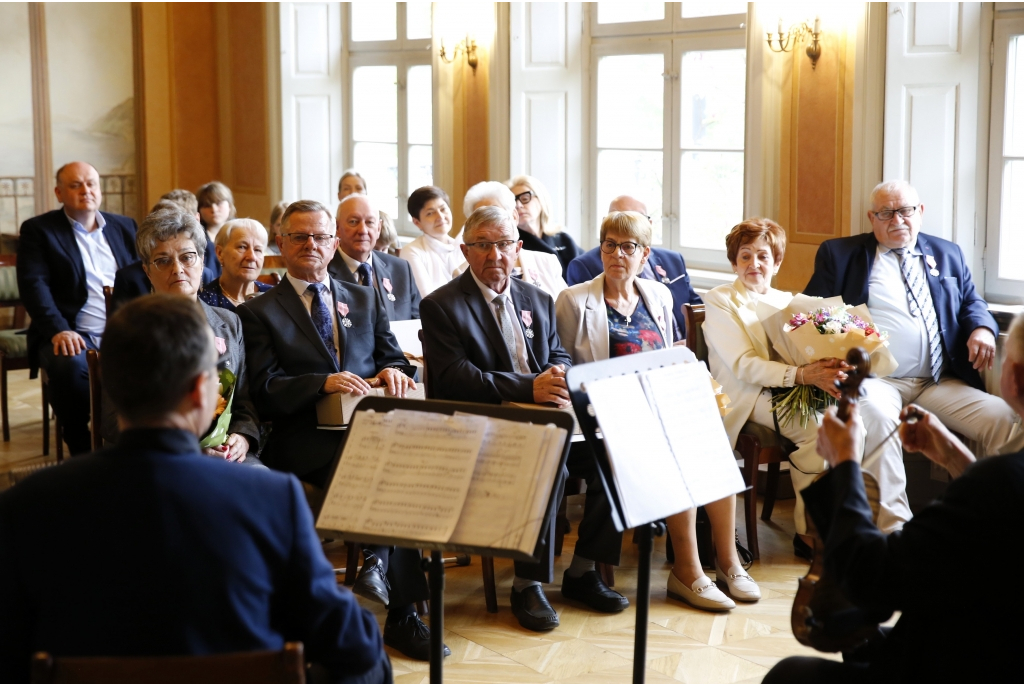 Medale Róży dla 5 wejherowskich par