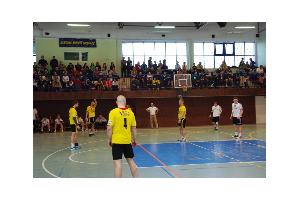 Tytani Wejherowo - MKS Brodnica - 06.04.2013