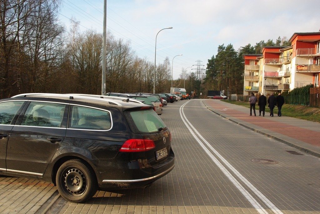 Budżet Obywatelski - Parking na os. Fenikowskiego - 30.12.2015
