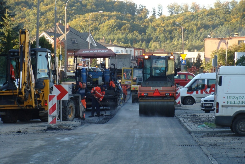 Dobiega końca budowa ulic Morskiej i Konoponickiej - 30.09.2013