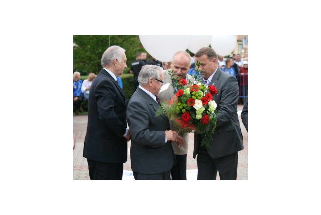 Hubert Skrzypczak w Alei Gwiazd w Cetniewie - 2012-06-22