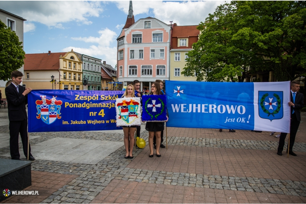 Parada uczniów Zespołu Szkół Ponadgimnazjalnych nr 4  im. Jakuba Wejhera - 29.05.2015