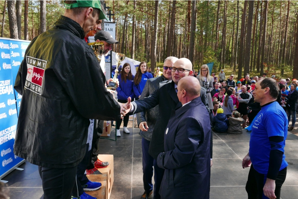 Hołd ofiarom zbrodni piaśnickiej