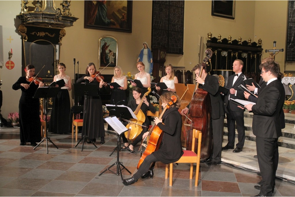 Jubileuszowy koncert Art&#039;n&#039;voices w kolegiacie