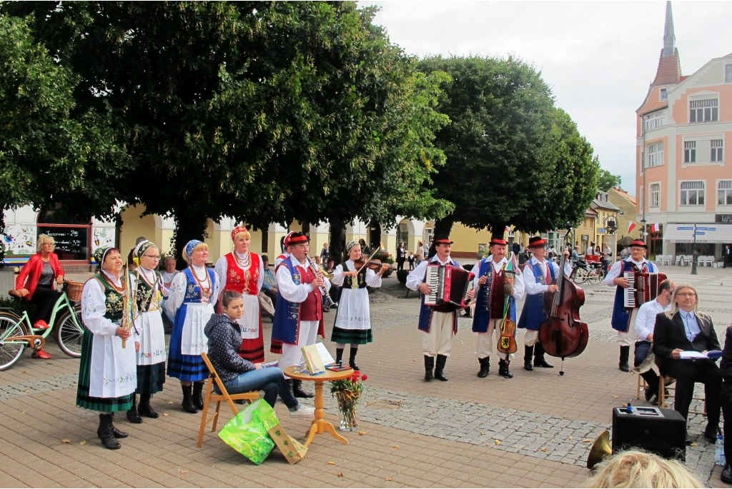 Narodowe czytanie Wesela w Wejherowie