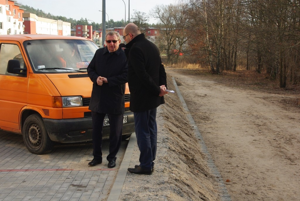 Budżet Obywatelski - Parking na os. Fenikowskiego - 30.12.2015