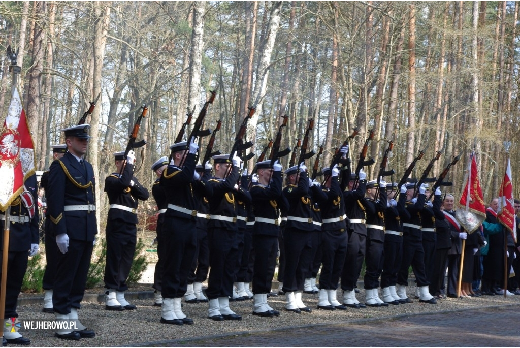 Uroczystość w Piaśnicy z okazji Miesiąca Pamięci Narodowej - 11.04.2015